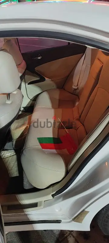 لكزس آي إس 300 لعام 201064739942526723127