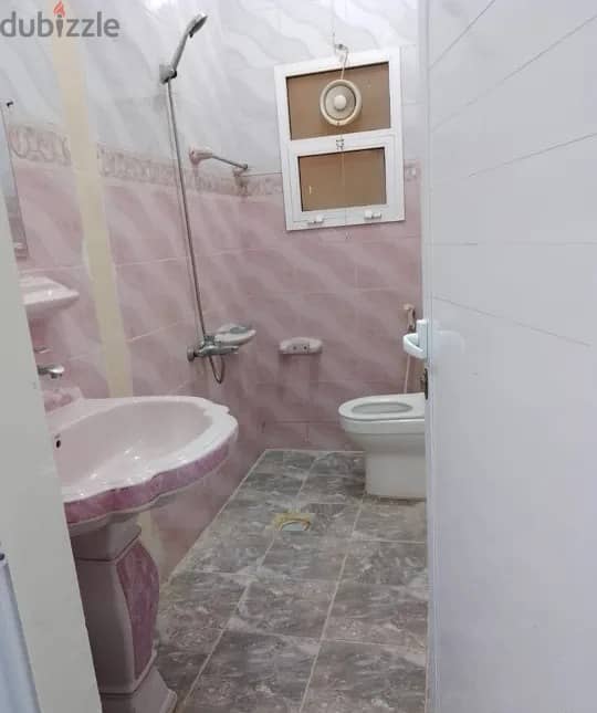 Room With Washroom for Monthly Rent – Seeb 7