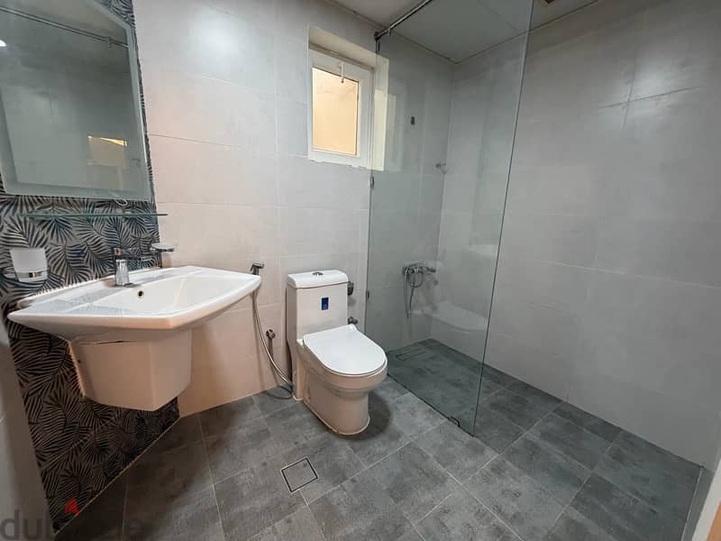 Modern  | 2 BD | brand new Furniture 14