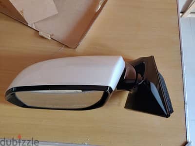 Brand New Original Hyundai Santa Fe Left Side Mirror with Sensor )