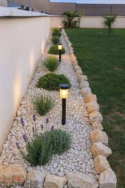 Premium White Pebbles - Perfect for Garden & Pots