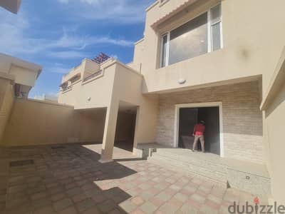 ADV143*6BHK +Maid modern villa for rent in mawaleh north