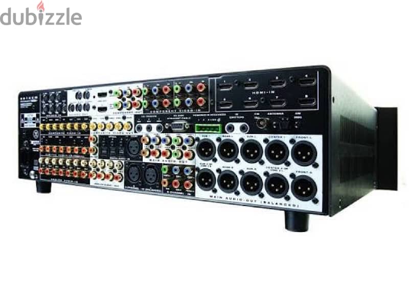 Home theatre Anthem Audio video processor 4