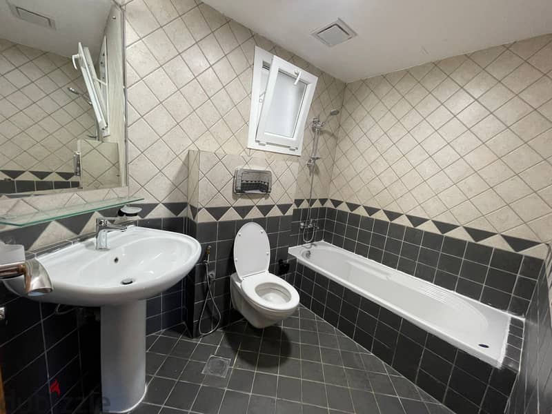 Boulevard Bareeq Al Shatti Furnished flats for Rent! 10