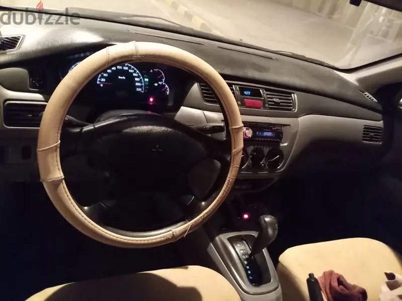 ميتسوبيشي لانسر 200664960974813057126