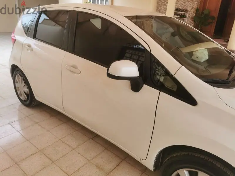 Nissan Versa 201464960975677571121