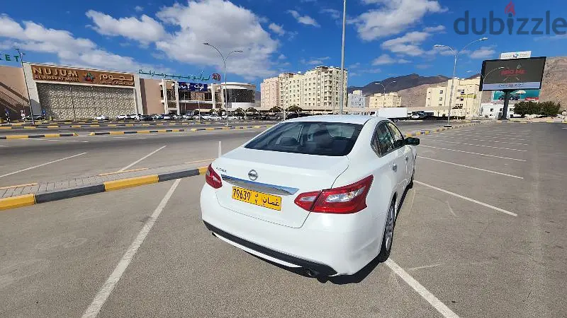Nissan Altima 201664960975687683121