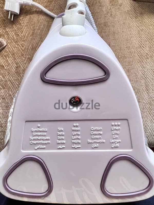 Brand New Black & Decker Steam Iron 3