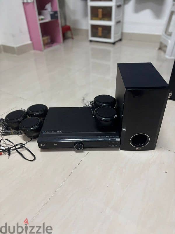 LG, DVD Home Theater system 1