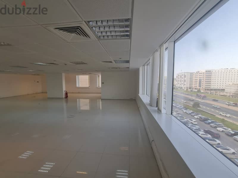 ADC803**Beautiful spacious office in Ghubra Overlooking Sultan Qabous 9