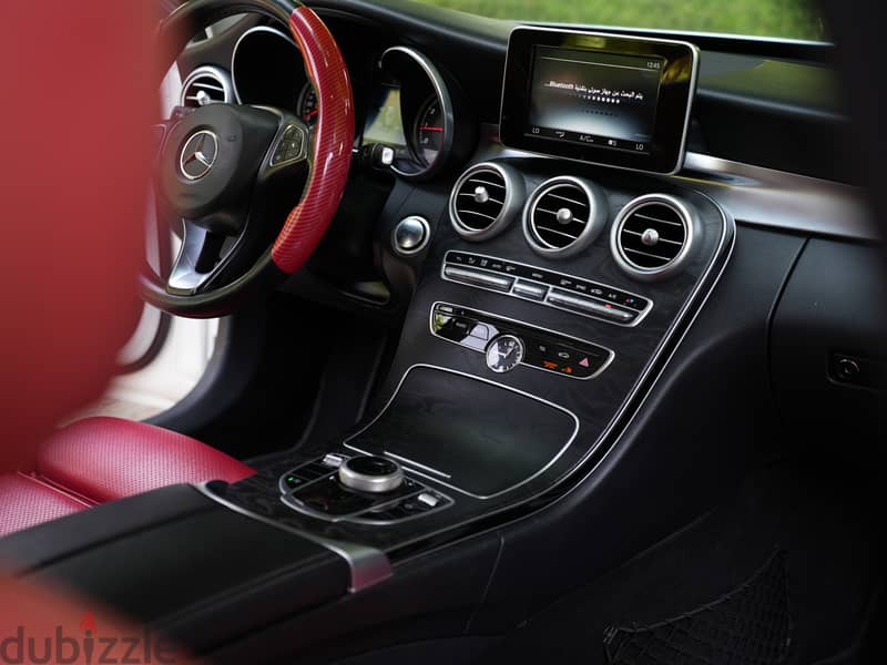 MERCEDES C300 available for rent : 40 rial 5