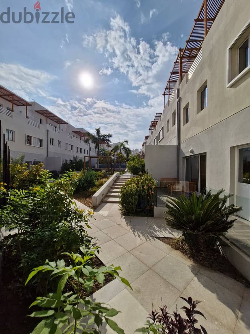 4 BR + Maid’s Room Stunning Villa in Madinat Al Ilam Gardens 1
