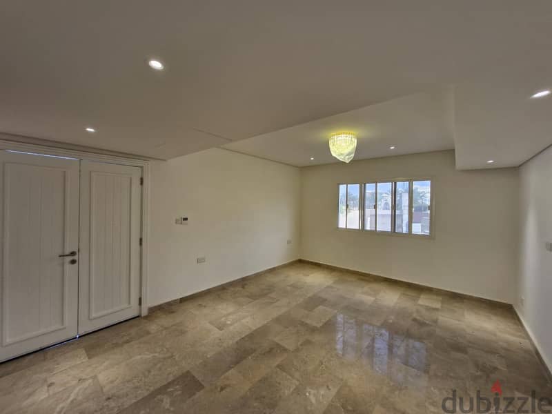 4 BR + Maid’s Room Stunning Villa in Madinat Al Ilam Gardens 7