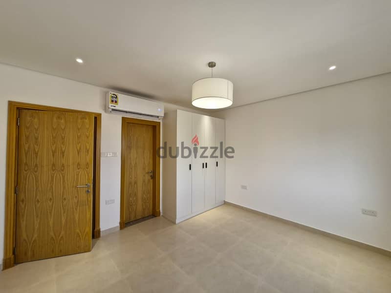 4 BR + Maid’s Room Stunning Villa in Madinat Al Ilam Gardens 8