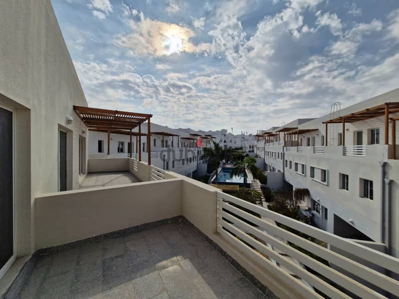4 BR + Maid’s Room Stunning Villa in Madinat Al Ilam Gardens 10