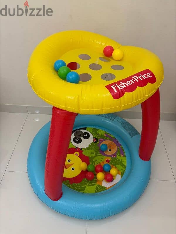fisher price Inflatable ball pit with colorful balls 2