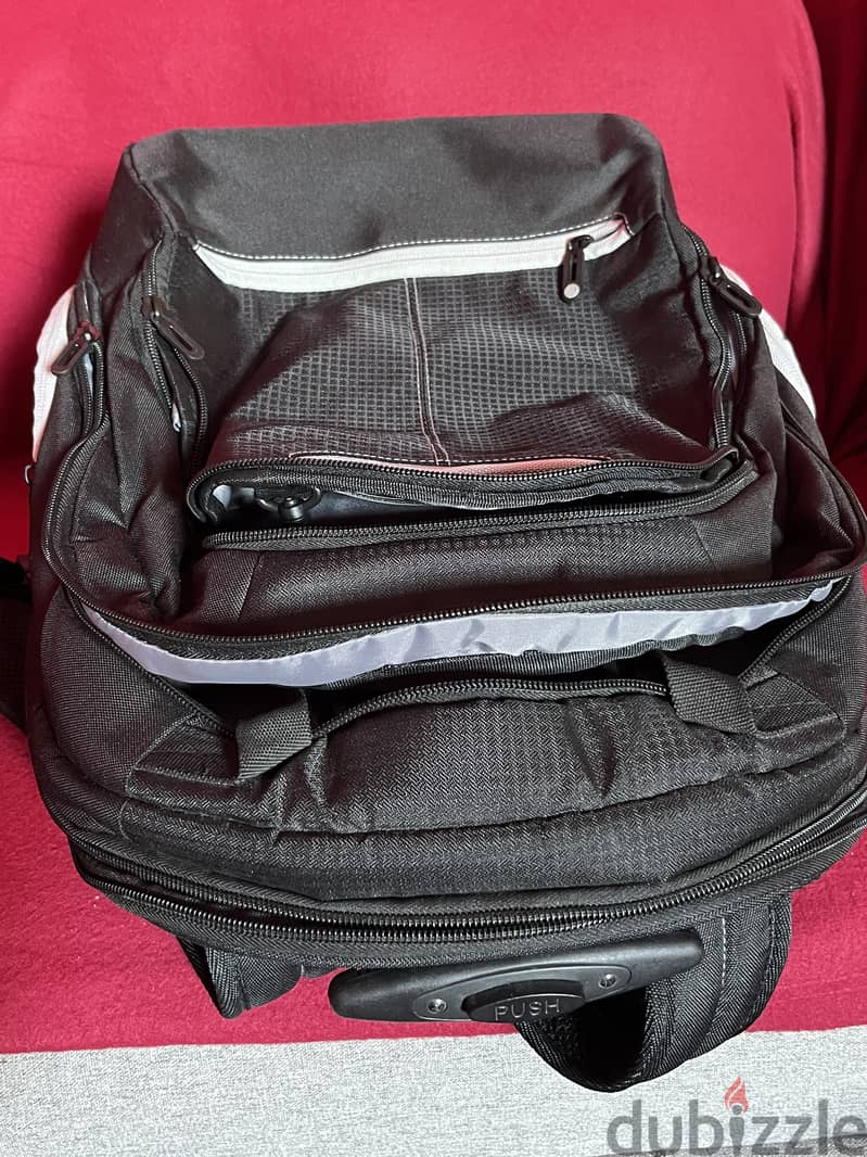 HP Rolling Laptop Backpack (Original) - 15.6" Brand New 6