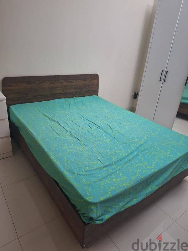 Queen sized Bed Cot + Mattress(optional) 1