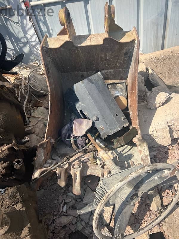 Bucket for Sale Avalable for Exvater And JCB also Pin Avalable 7