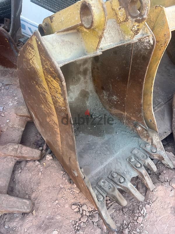 Bucket for Sale Avalable for Exvater And JCB also Pin Avalable 8