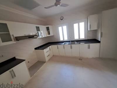 mode4n villa in khoud 7 good location good finishing