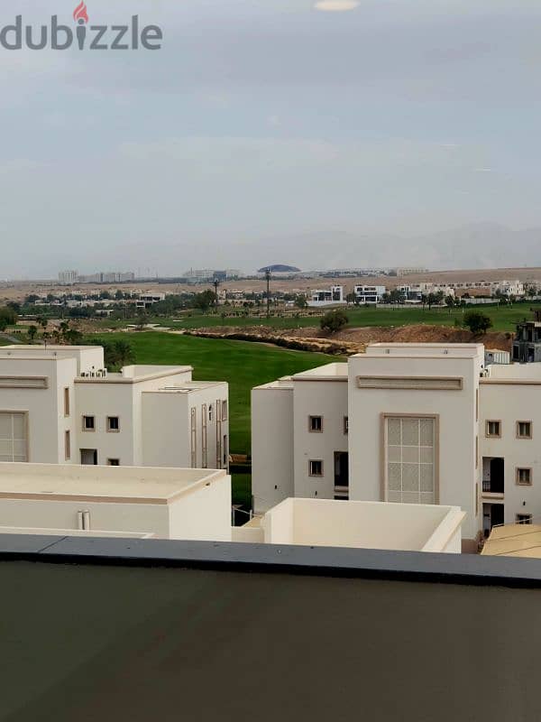 2 BHK Apartment available for rent at Golf Tower 1