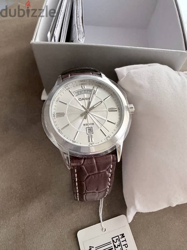 casio leather strap watch 7