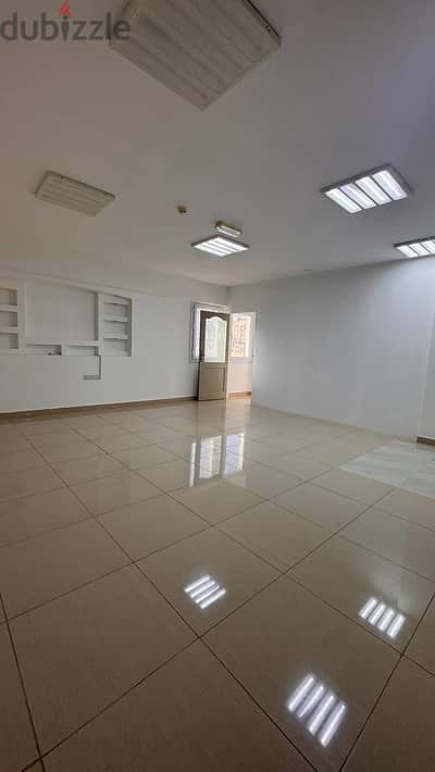 مكتب للايجار في الخوير /Office For Rent In Al KHawair