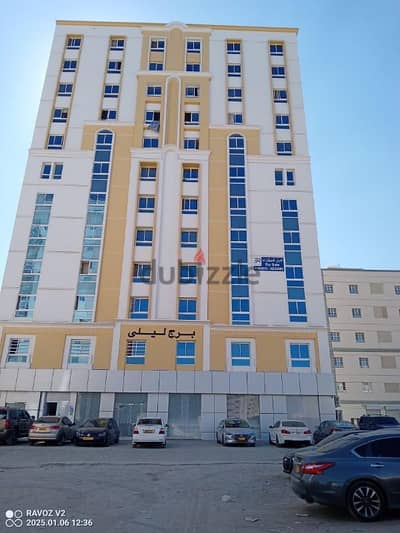 شقه للايجار للعوائل في المعبيله الجنوبيه خلف نيستو هايبر ماركت 2BHK