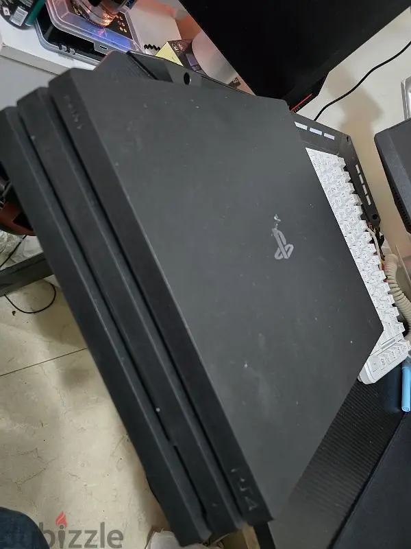 بلاي ستيشن 4 برو مع وحدة تحكم واحدة65577592815873121