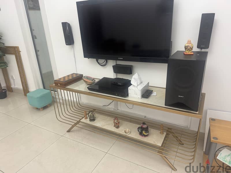 Tv  stand  (golden )with shelf 2