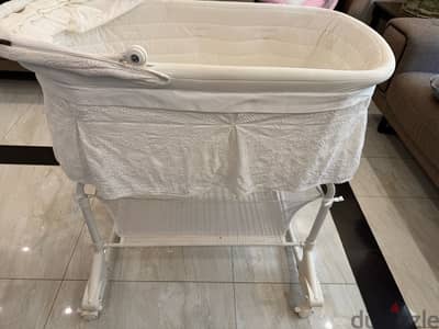 good condition giggles crib