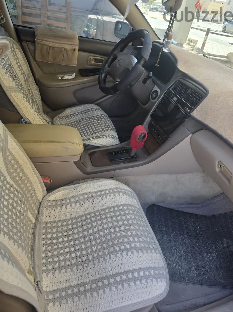 Lexus ES 200165416897476865122