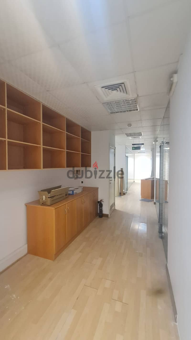 Office for Rent – Qurum Beachside 4