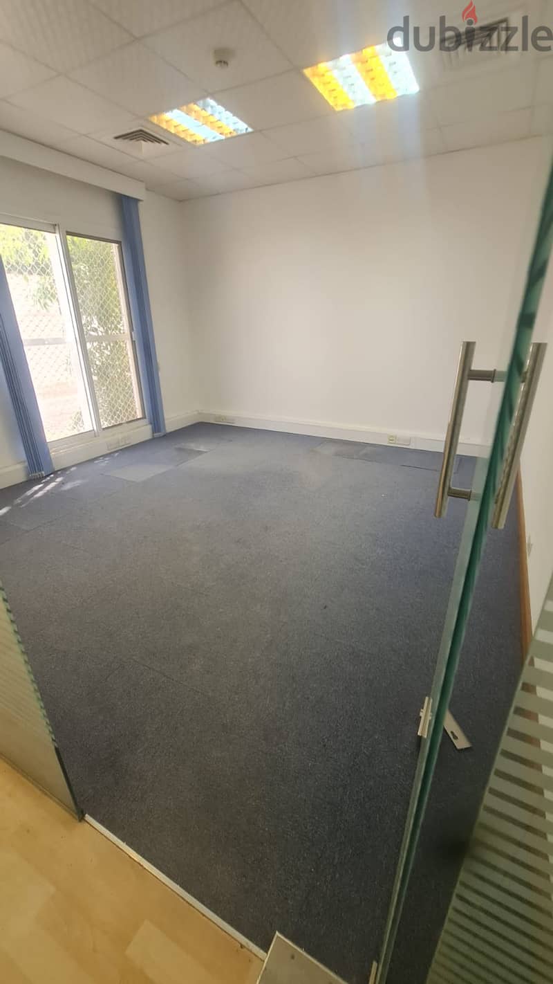 Office for Rent – Qurum Beachside 9
