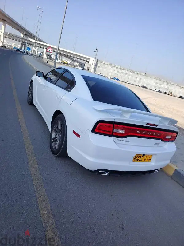 دودج تشارجر 201365577521670273125