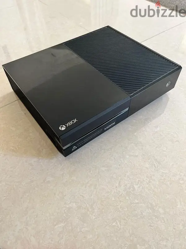 Xbox One Console + Controller + Kinect