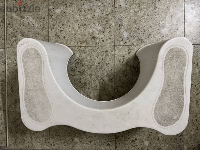 Squatty Potty Table for kids 1