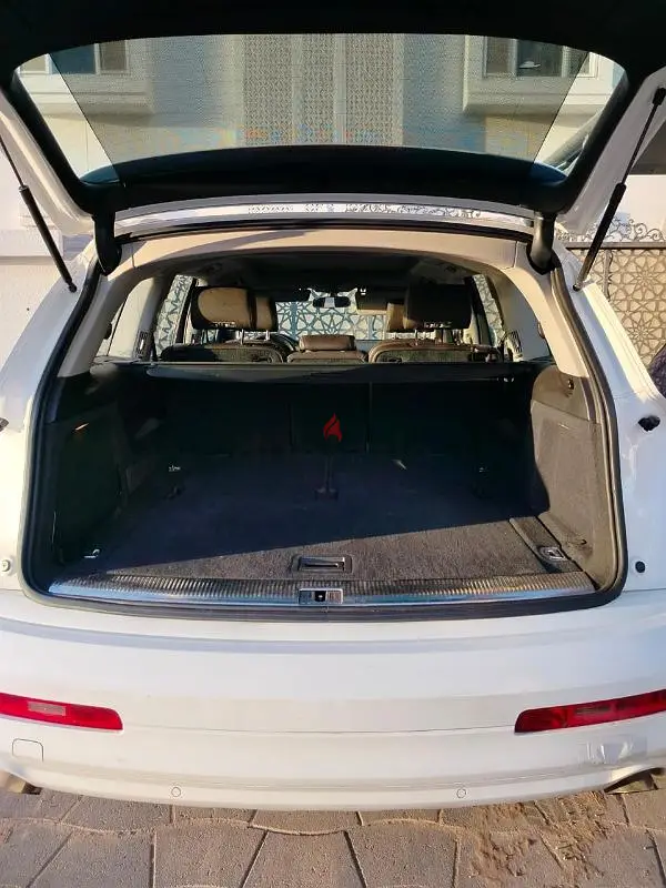 Audi Q7 2011/1265513371709699126