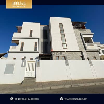 5-Bedroom Villa For Sale in Bausher | فيلا 5 غرف نوم للبيع، بوشر