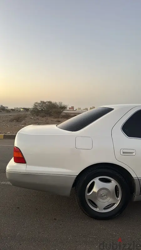 Lexus LS 200065572029568259121