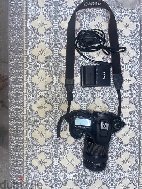 Canon eos 7d mark 2 in prestine condition 3