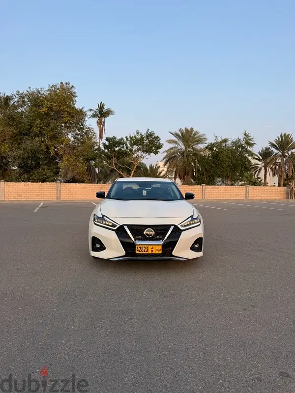 Nissan Maxima 2023