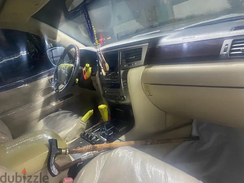 لكزس LX 570 2009656235518726411211