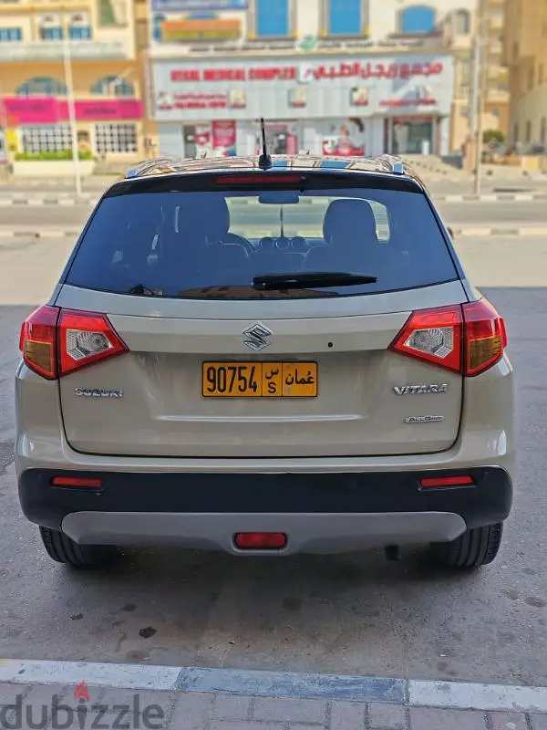 Suzuki Vitara 2016655968685041941211