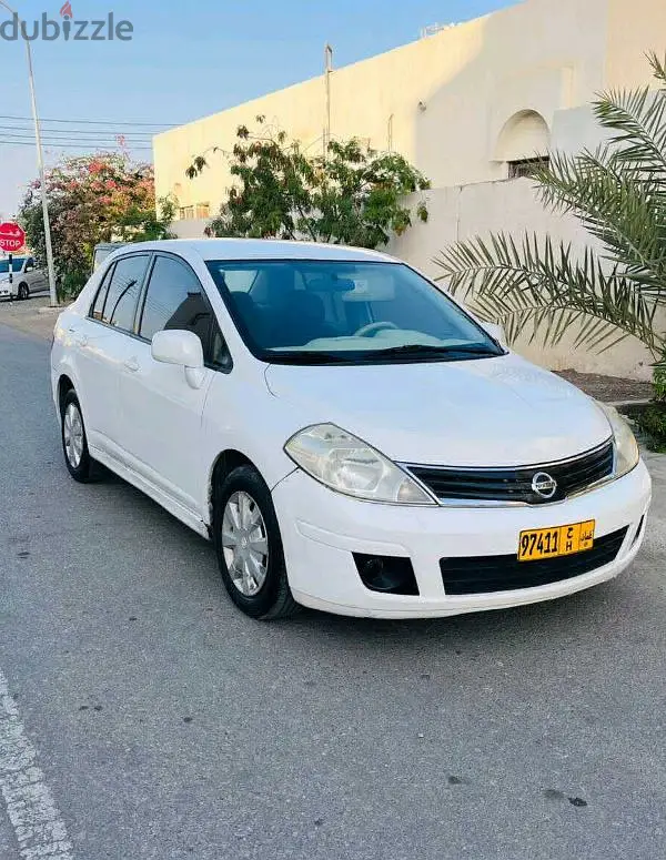 نيسان تيدا ٢٠١١