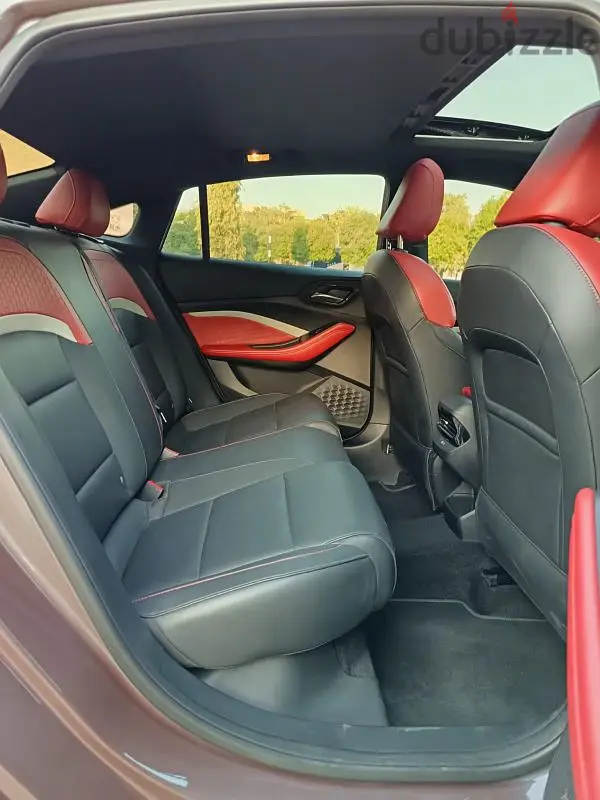 MG GT 2023655994907471381213