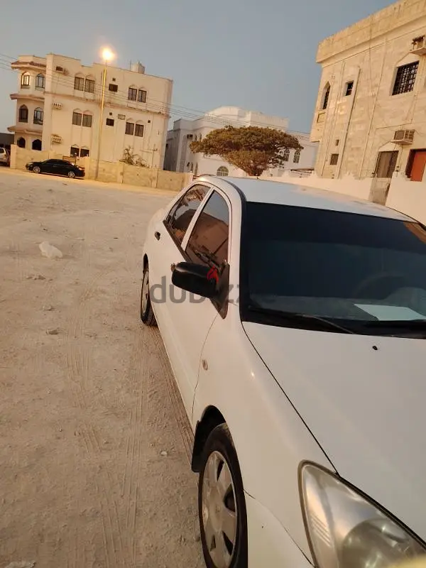 ميتسوبيشي لانسر 201065592811391745121