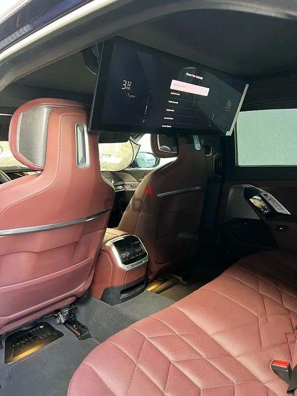 BMW 7-Series 202465596867744129125