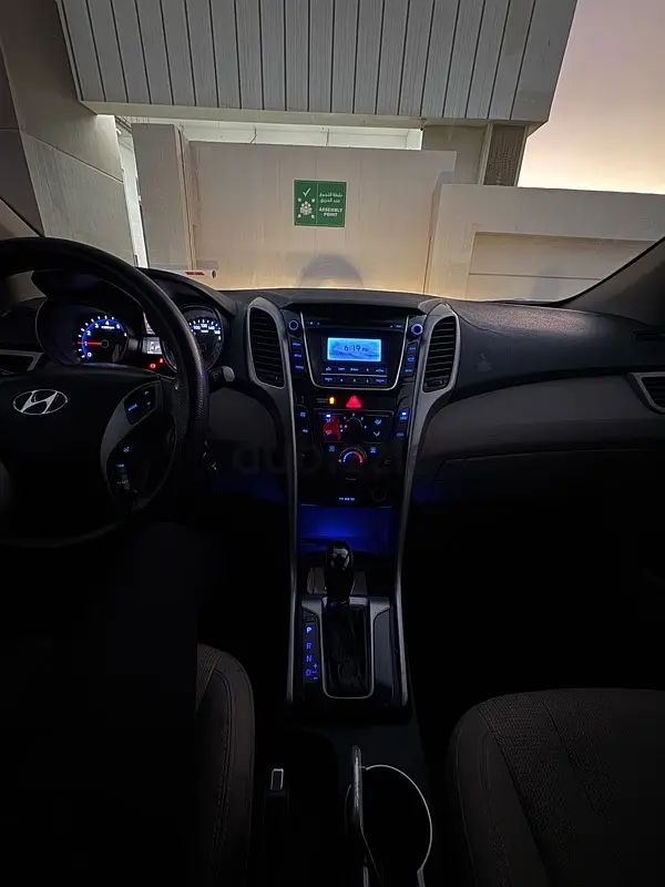 هيونداي آي30 لعام 201465599490791041127